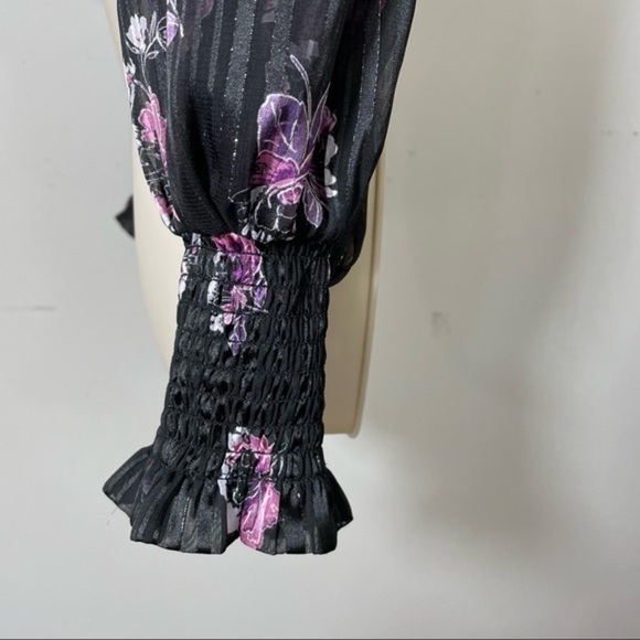 WAYF Eileen smocked off the shoulder top blouse size small balloon sleeves - Picture 6 of 14